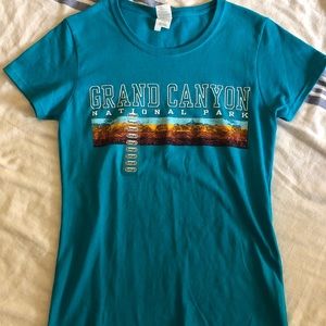 Never Worn Women’s Grand Canyon T Shirt